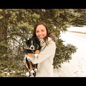 Meet your Posher, Emmy